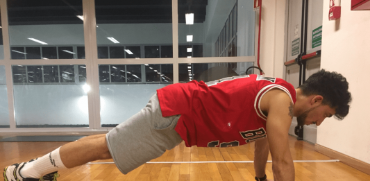 Push up: i piegamenti sulle braccia push up