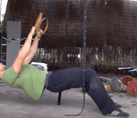 Australian Pull-Up: tecnica ed esecuzione australian pull up anelli