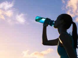 acqua povera di sodio